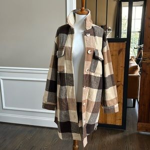 Polagram Shaket size S tan brown plaid